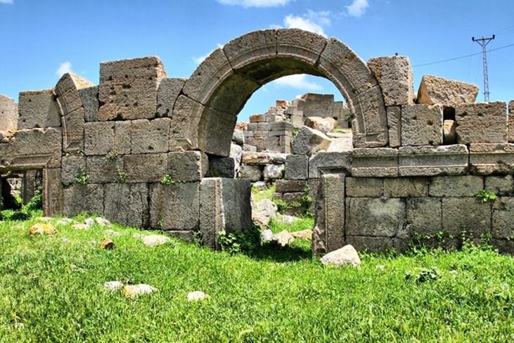 Topraklar Yatay Sondaj, Yönlendirilebilir Yatay Sondaj, Helezonlu Yatay Delgi Sistemi, Boru Sürme-İtme, Yatay Sondaj, Yatay delme, Yatay kuyu, Yatay sondaj ekipmanları, Yatay sondaj teknolojisi, Yatay sondaj uygulamaları, Yatay sondaj makineleri, Yatay sondaj projeleri
